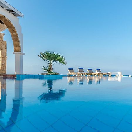 Pyrgos Blue Aparthotel มาเลีย ภายนอก รูปภาพ