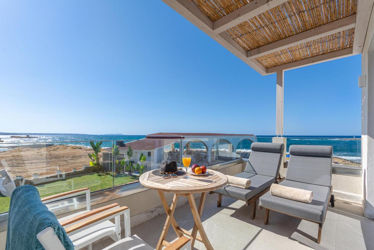 Pyrgos Blue Aparthotel มาเลีย ภายนอก รูปภาพ