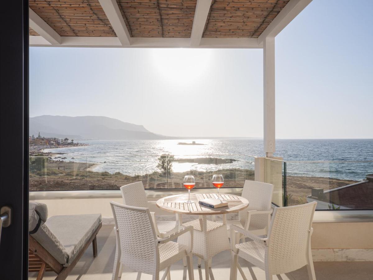 Pyrgos Blue Aparthotel มาเลีย ภายนอก รูปภาพ