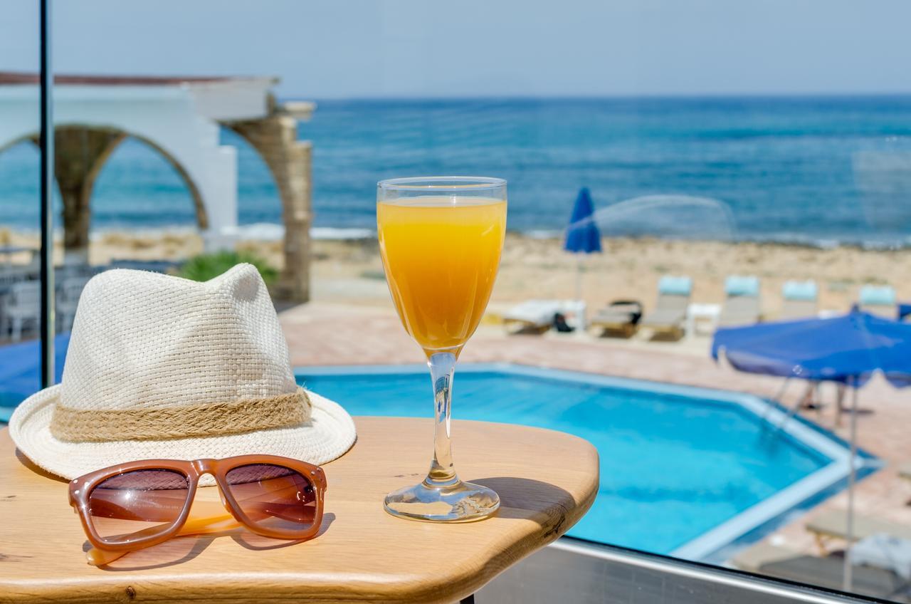 Pyrgos Blue Aparthotel มาเลีย ภายนอก รูปภาพ