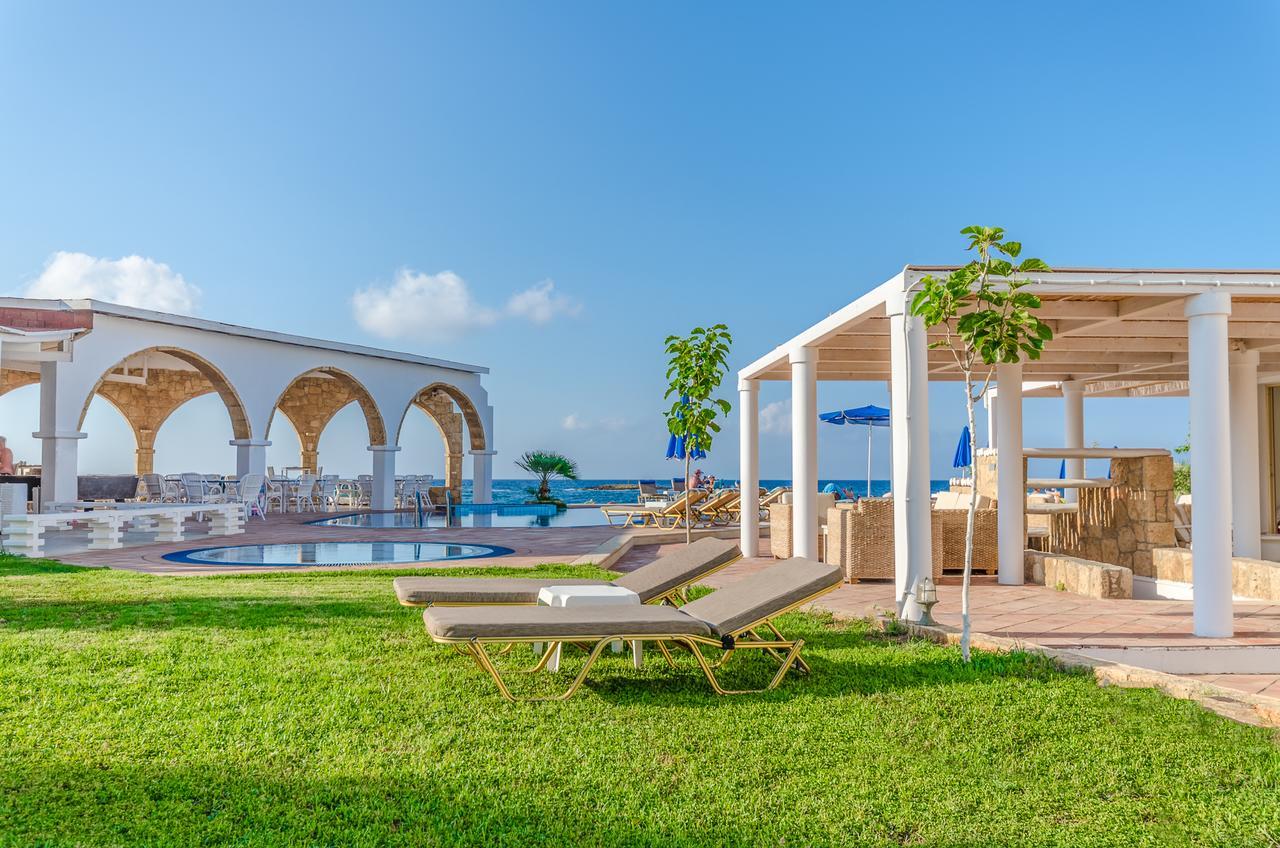 Pyrgos Blue Aparthotel มาเลีย ภายนอก รูปภาพ